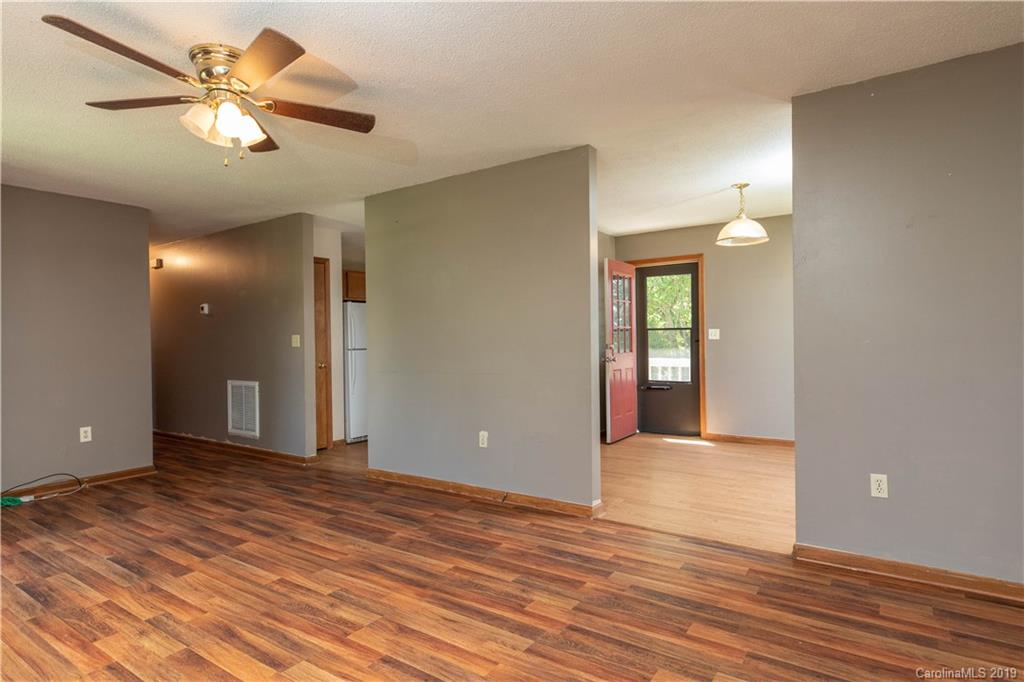 505 State Rd S-46-1102 York, SC 29745 - Photo 3 of 24