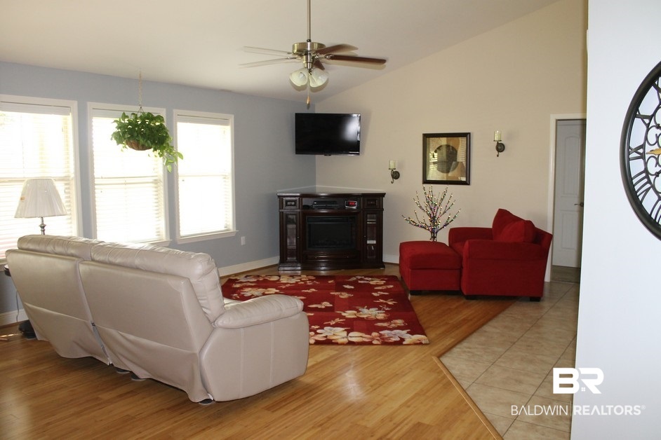 627 Fulton Loop Foley, AL 36535 - Photo 3 of 13