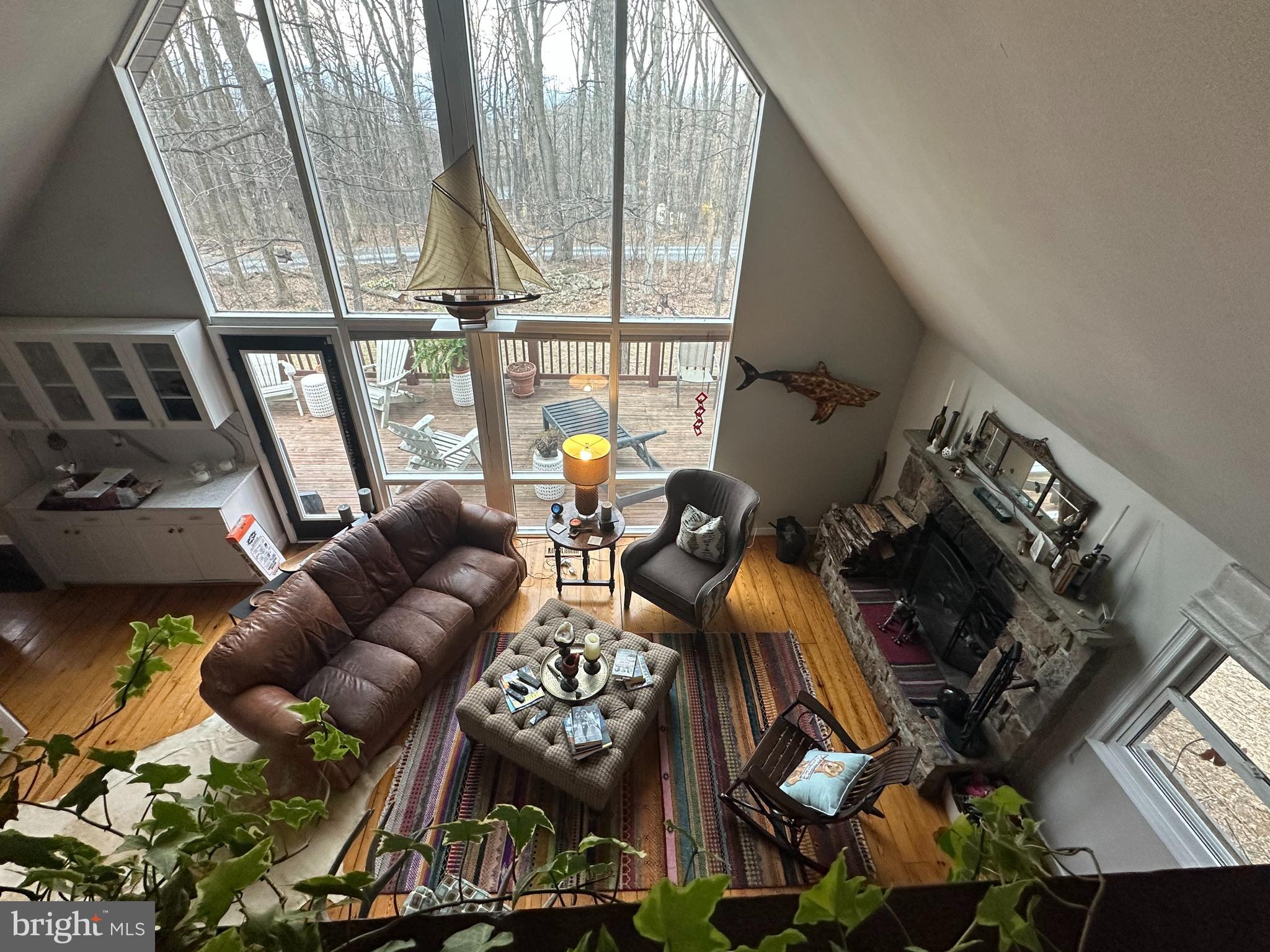 231 Rocky Mt Road Linden, VA 22642 - Photo 16 of 25 Loft room view