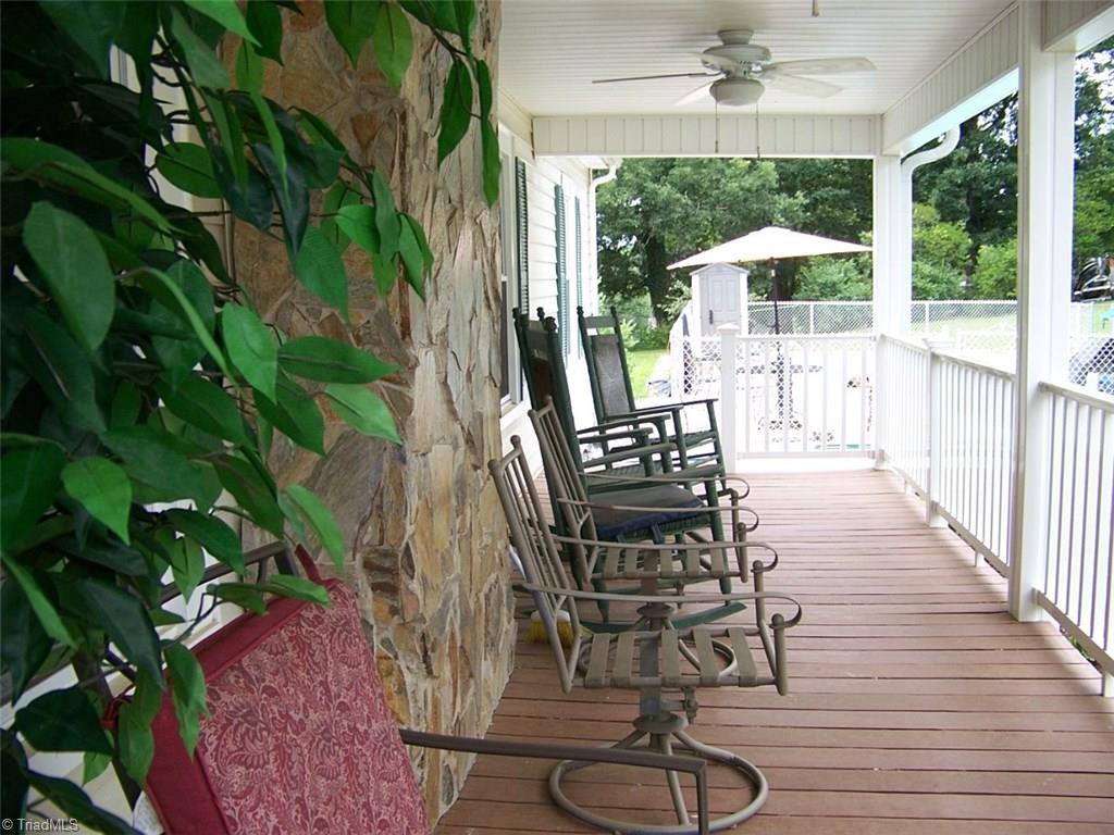 1010 Spring Street Mount Airy, NC 27030 - Photo 3 of 22 Gallery Image 3