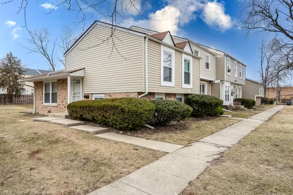 $199,900 | 1101 Williamsburg Road, Country Club Hills, IL 60478