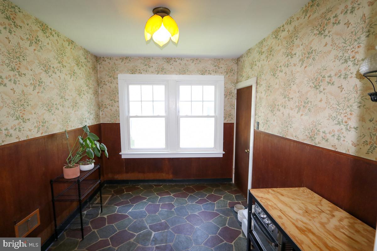 1952 Susquehanna Road Abington, PA 19001 - Photo 19 of 44