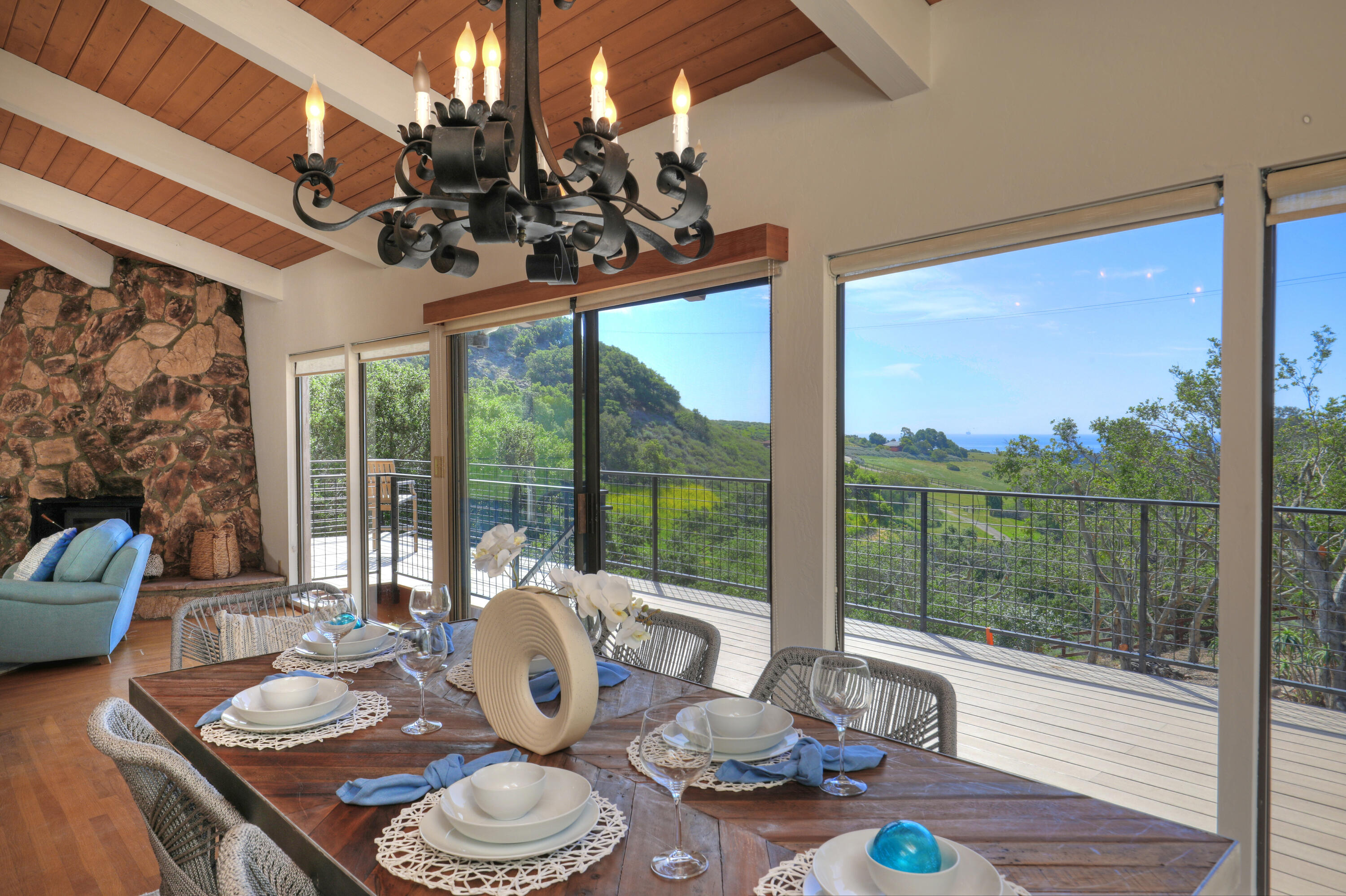 35 Hollister Ranch Road Goleta, CA 93117 - Photo 9 of 35 dining room
