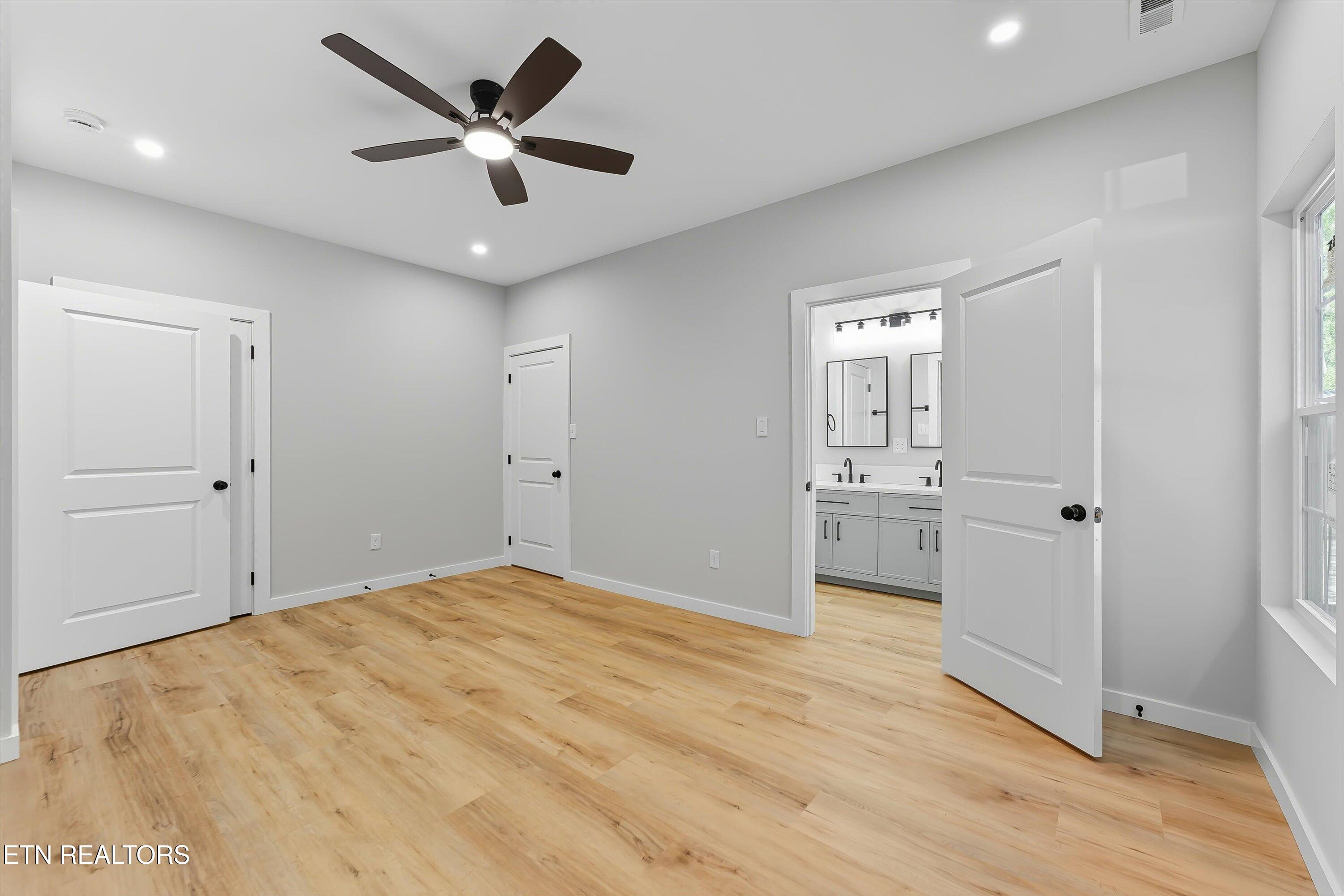 218 Morris Road Harriman, TN 37748 - Photo 16 of 31 19-218 Morris St-19