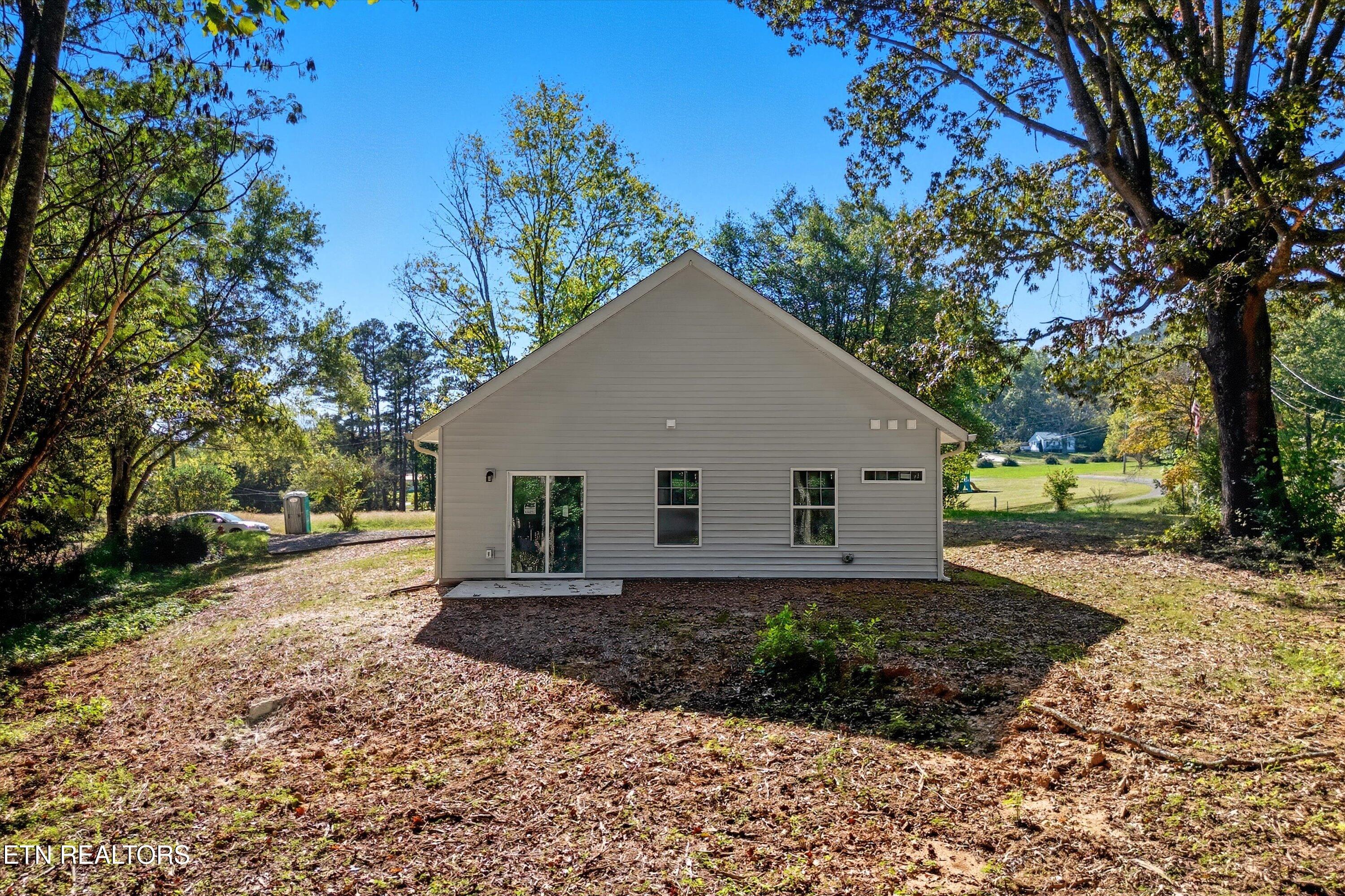 218 Morris Road Harriman, TN 37748 - Photo 30 of 31 26-218 Morris St-26