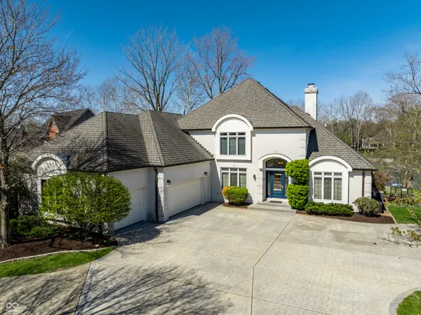 $1,000,000 | 5846 East Fall Creek Pkwy N Drive, Indianapolis, IN 46226