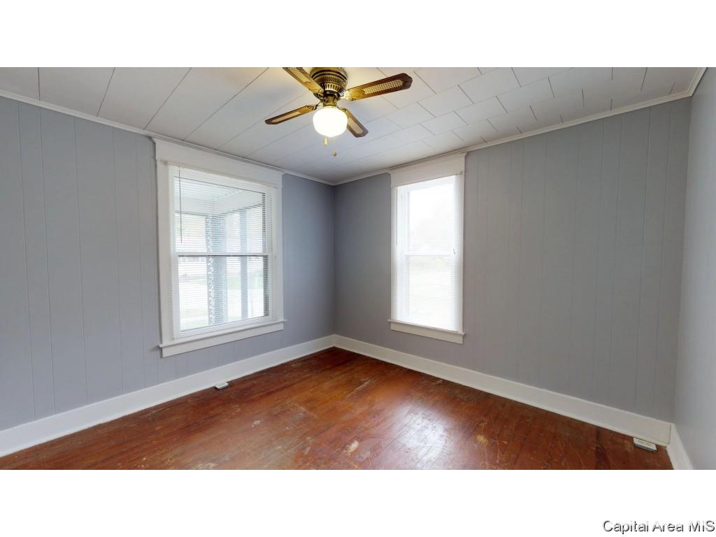 305 East Mill Street Rochester, IL 62563 - Photo 12 of 28