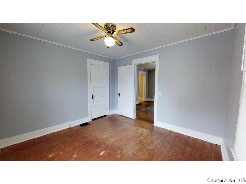 305 East Mill Street Rochester, IL 62563 - Photo 13 of 28