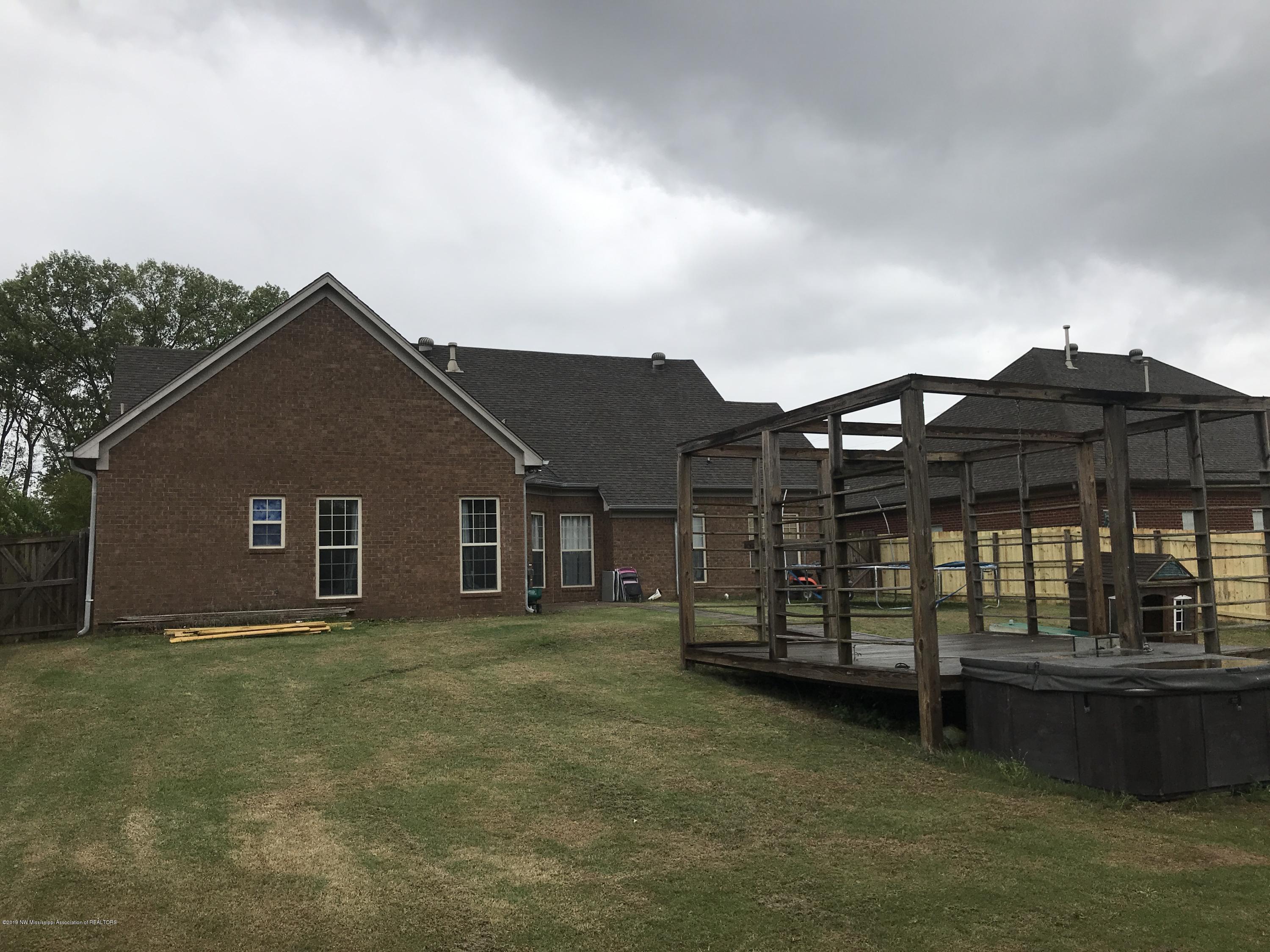 2454 Della Street Hernando, MS 38632 - Photo 2 of 24 03