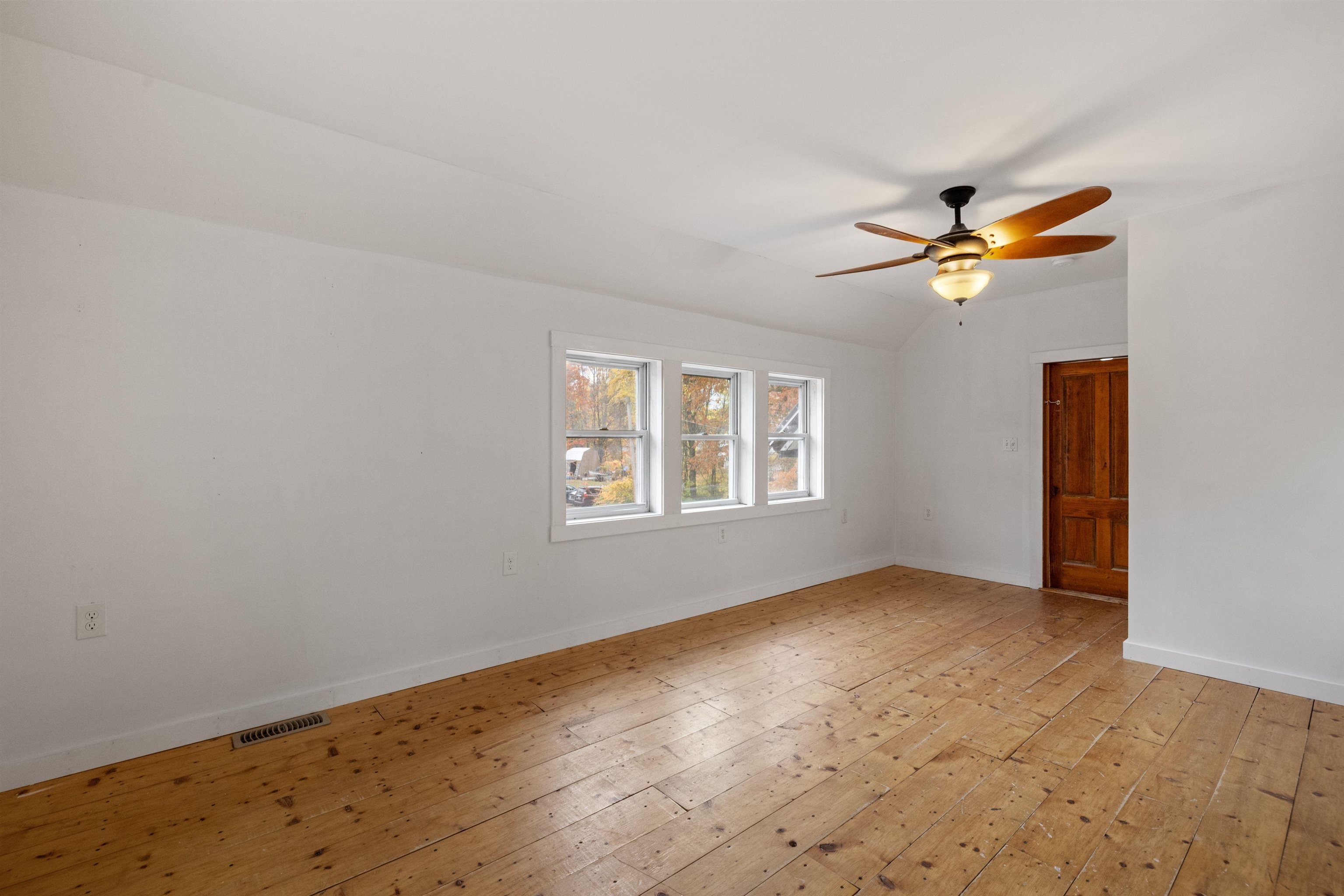 11 Racine Street Franklin, NH 03235 - Photo 26 of 50