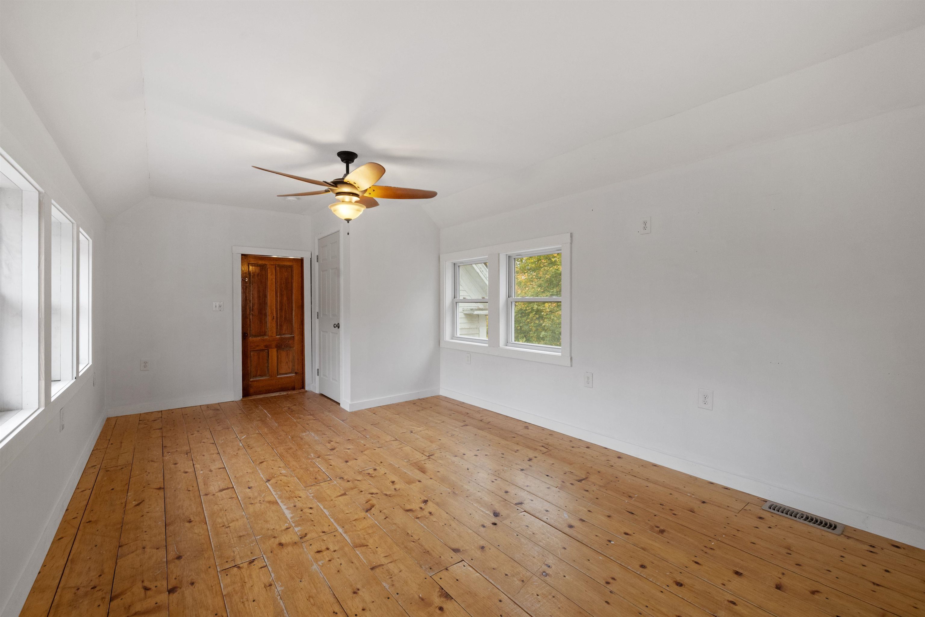 11 Racine Street Franklin, NH 03235 - Photo 27 of 50