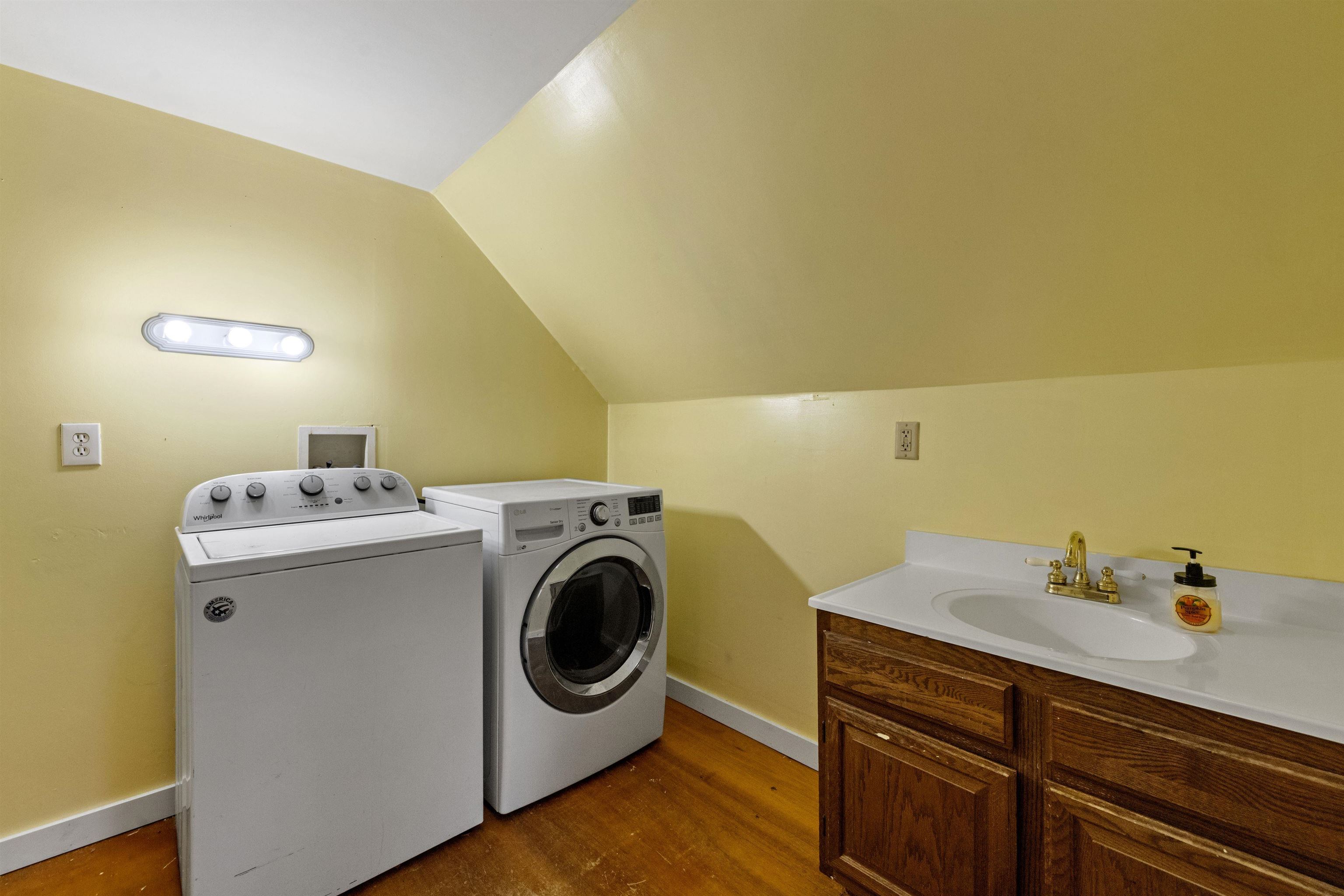 11 Racine Street Franklin, NH 03235 - Photo 28 of 50