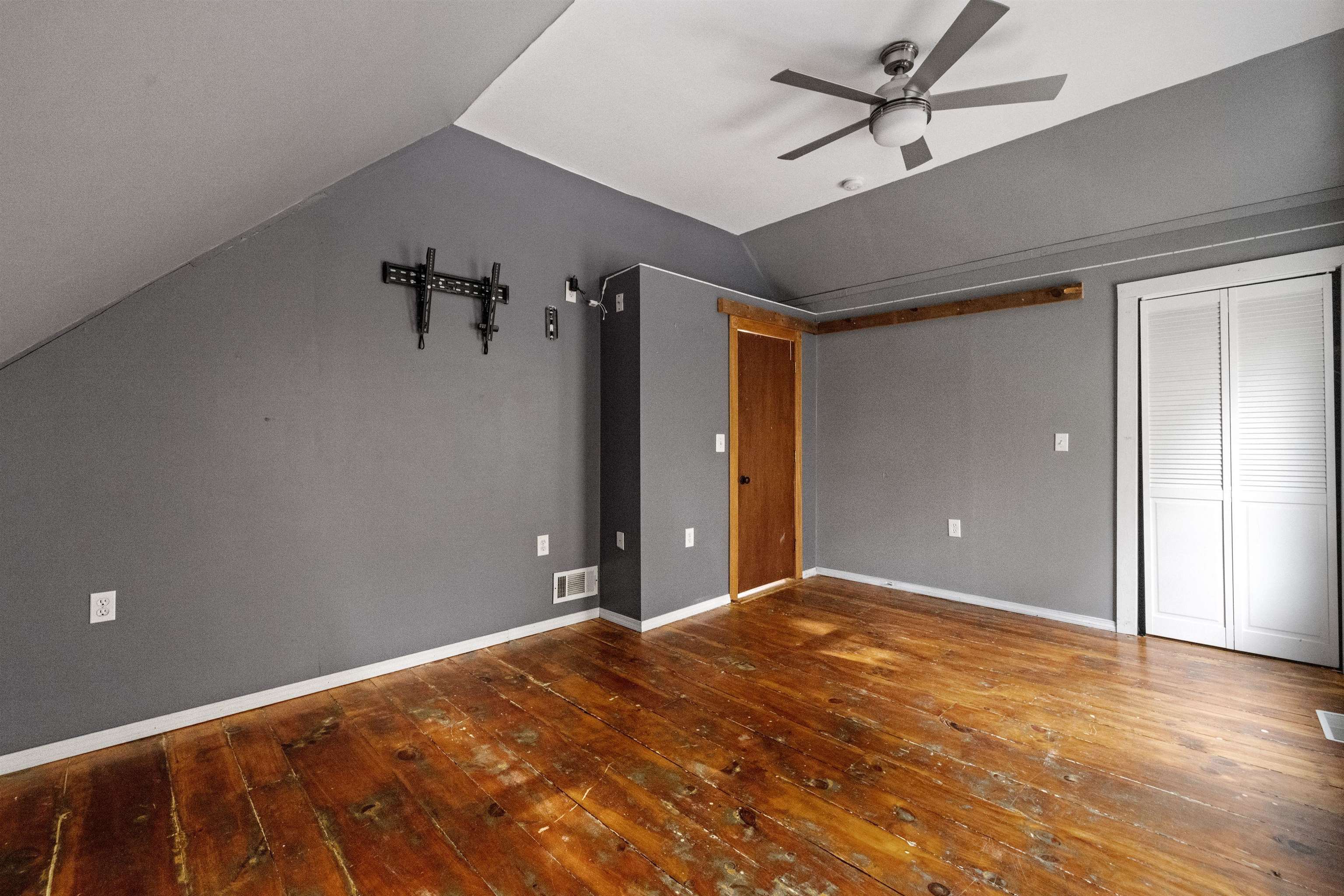 11 Racine Street Franklin, NH 03235 - Photo 37 of 50