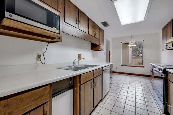 $1,750 | 3128 Blairstone Court, Tallahassee, FL 32301