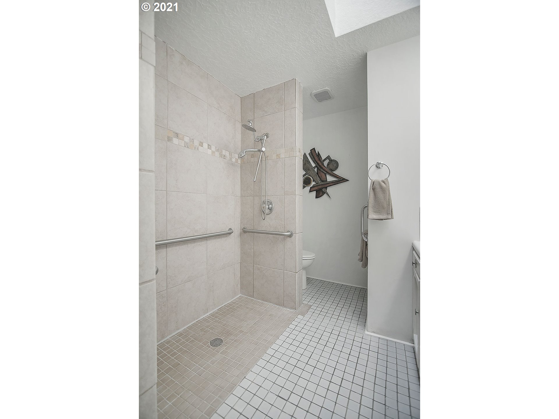 228 Duncan Road Kelso, WA 98626 - Photo 2 of 26 Gallery Image 2
