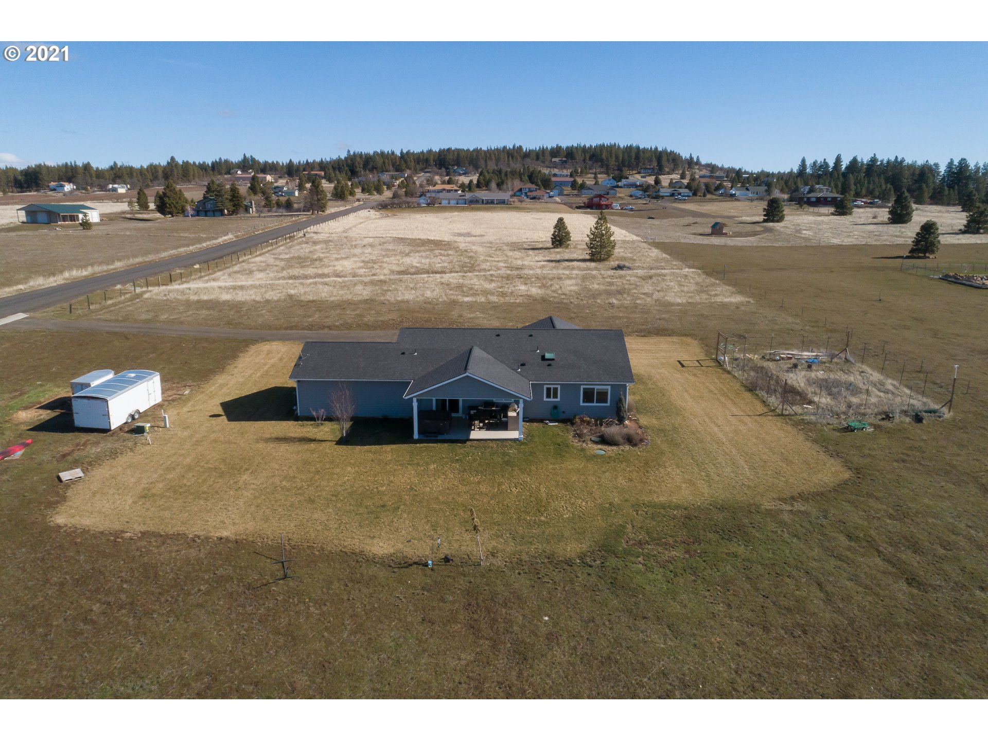 150 Riemer Road Goldendale, WA 98620 - Photo 5 of 32 Gallery Image 5