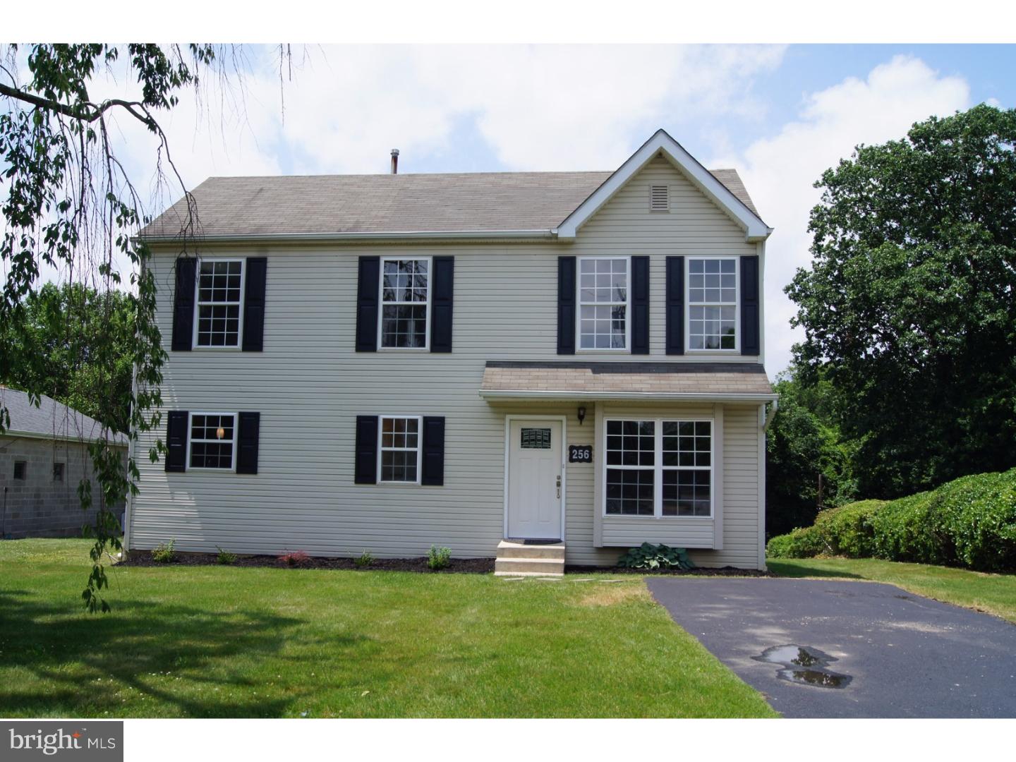 256 Willers Road Aston, PA 19014 - Photo 1 of 25 Gallery Image 1