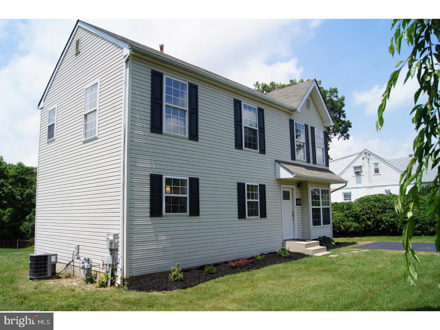 256 Willers Road Aston, PA 19014 - Photo 3 of 25 Gallery Image 3