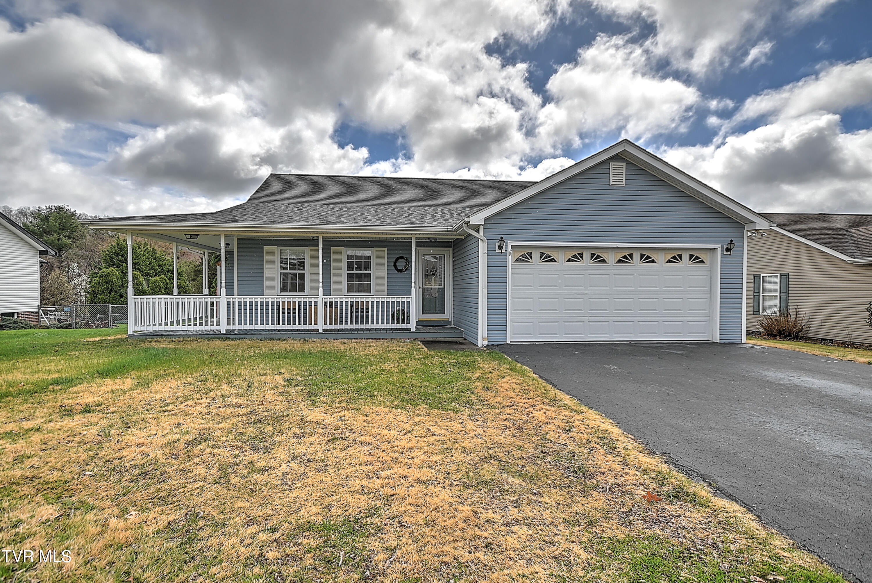 5020 Old Jonesboro Road Bristol, TN 37620 - Photo 1 of 42 5020 Old Jonesboro KW