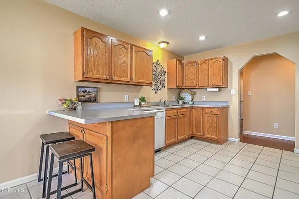 $295,000 | 5020 Old Jonesboro Road, Bristol, TN 37620