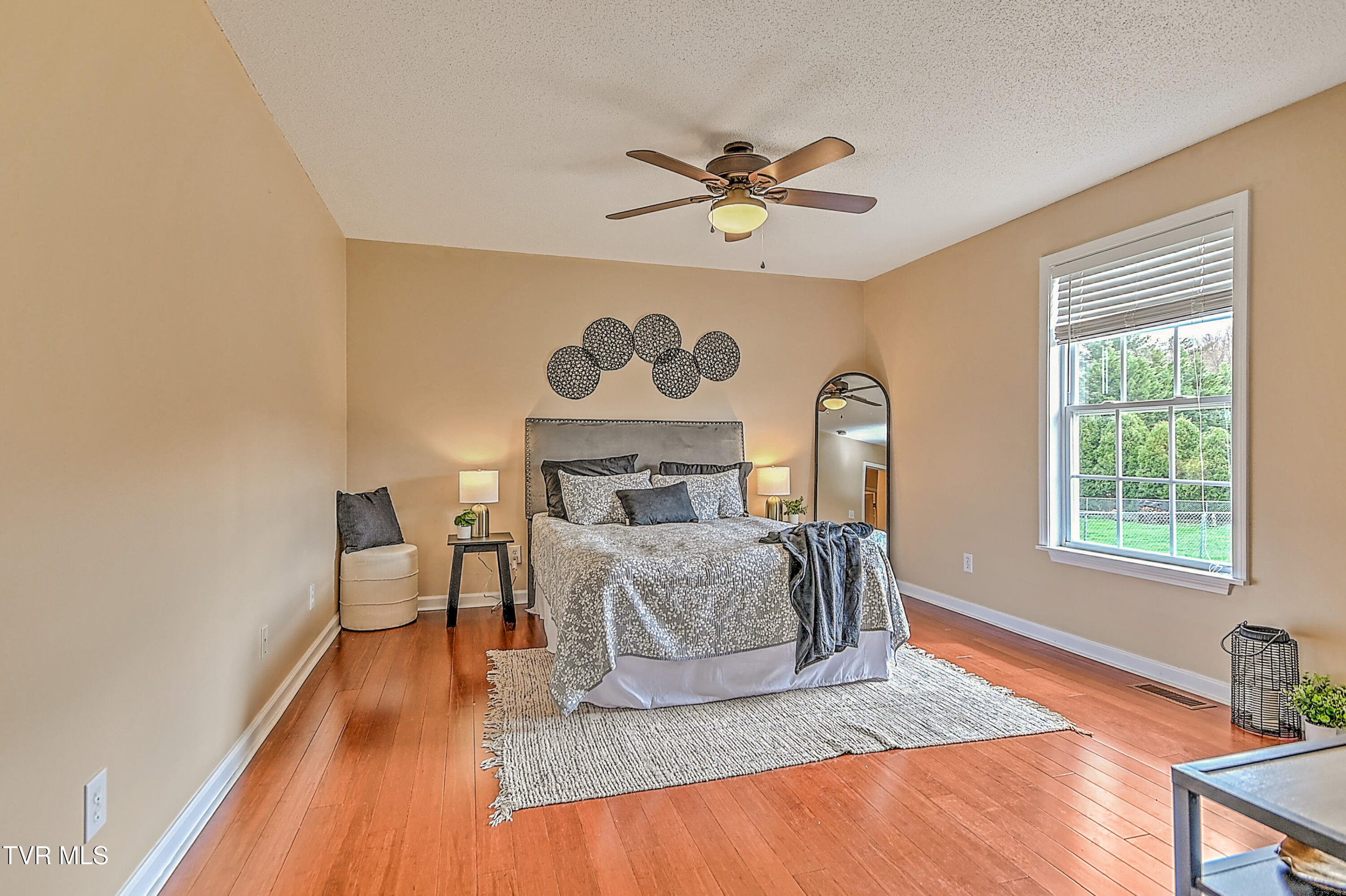 5020 Old Jonesboro Road Bristol, TN 37620 - Photo 19 of 42 5020 Old Jonesboro KW-19