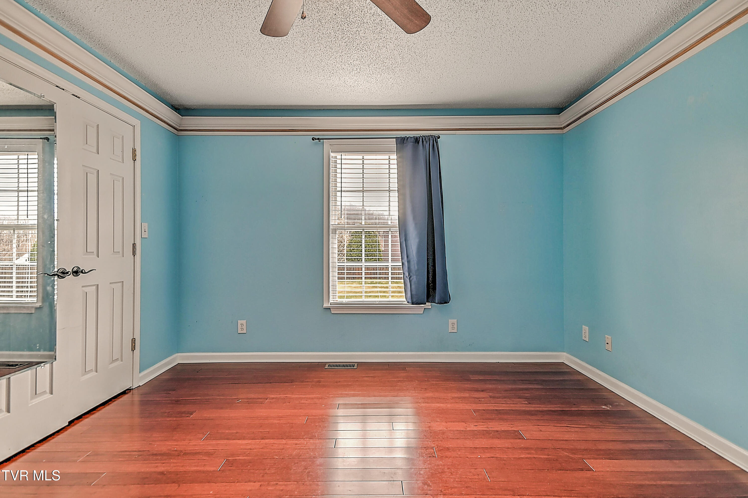 5020 Old Jonesboro Road Bristol, TN 37620 - Photo 27 of 42 5020 Old Jonesboro KW-27