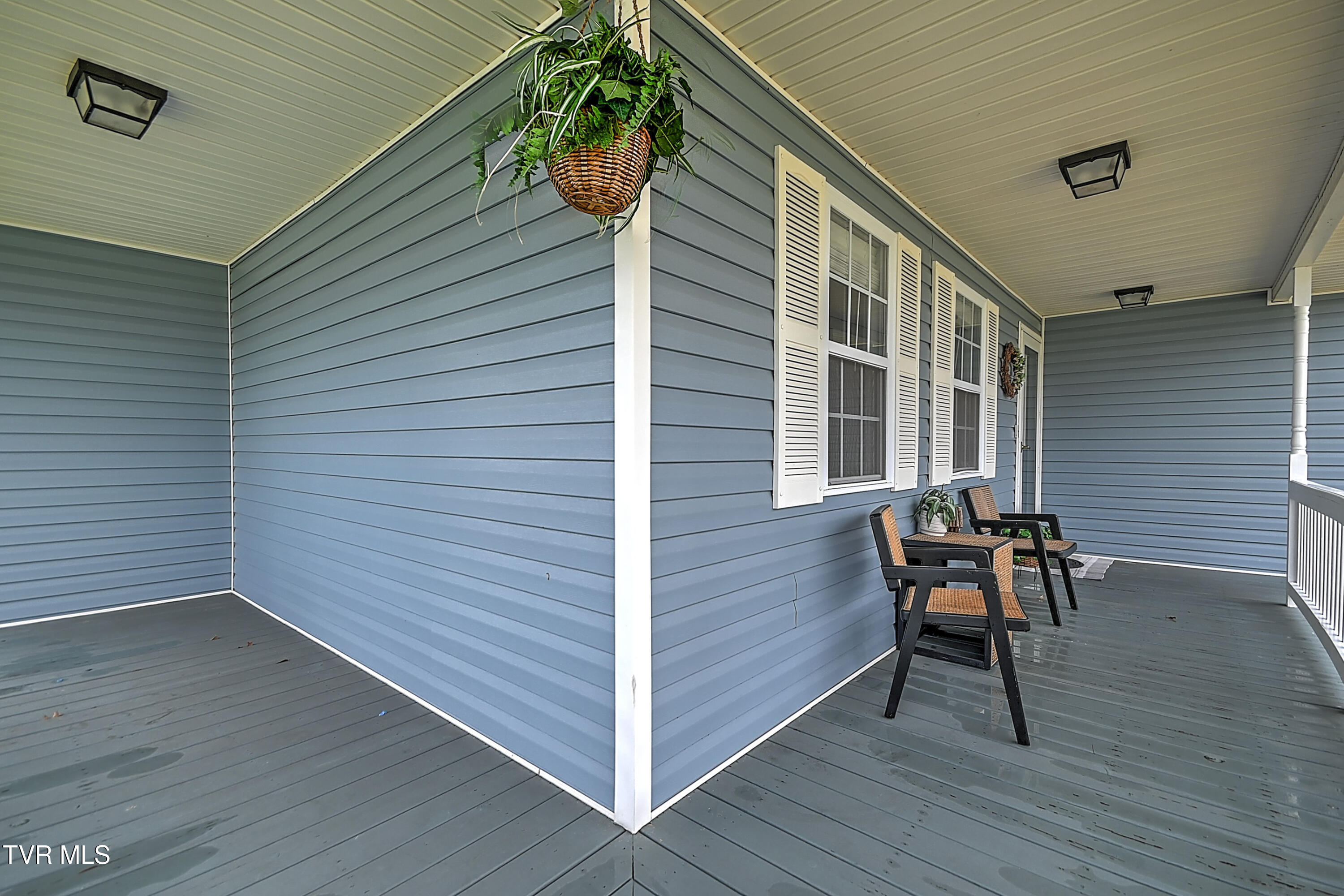 5020 Old Jonesboro Road Bristol, TN 37620 - Photo 5 of 42 5020 Old Jonesboro KW-5