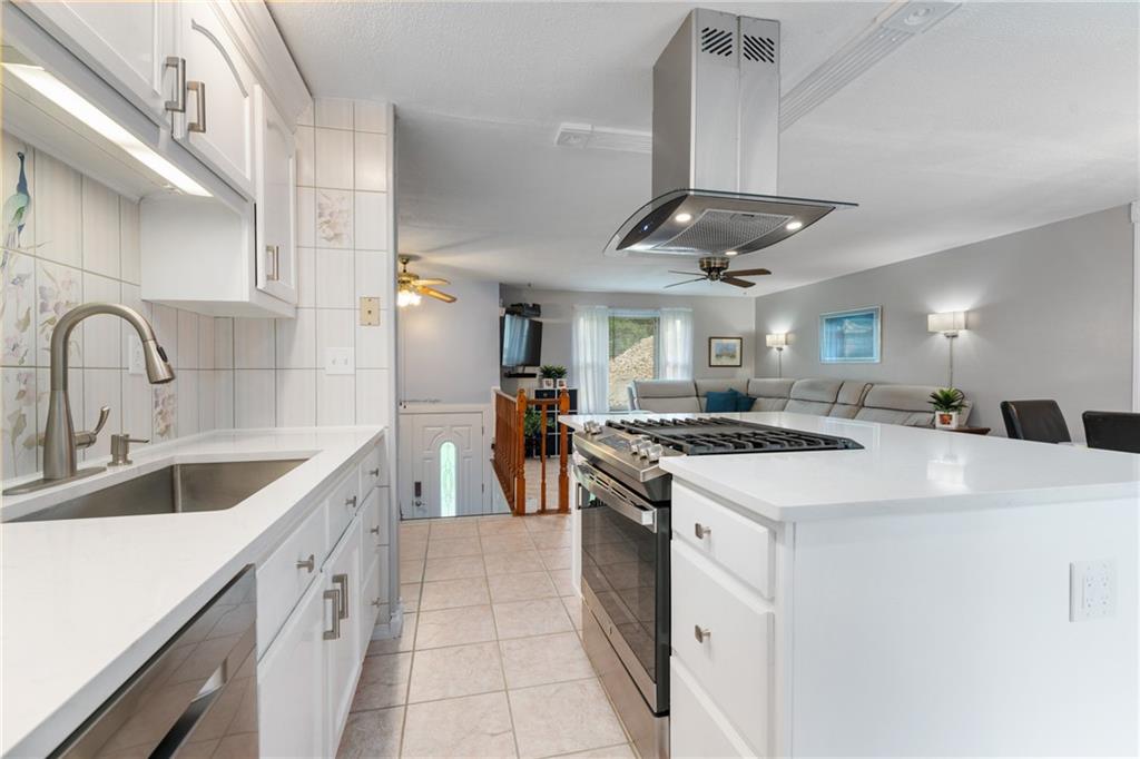 2425 Nicholson Road Sewickley, PA 15143 - Photo 4 of 25 Gallery Image 4
