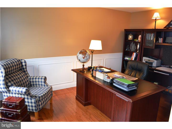 423 Merion Drive Sinking Spring, PA 19608 - Photo 9 of 25 Office / Study