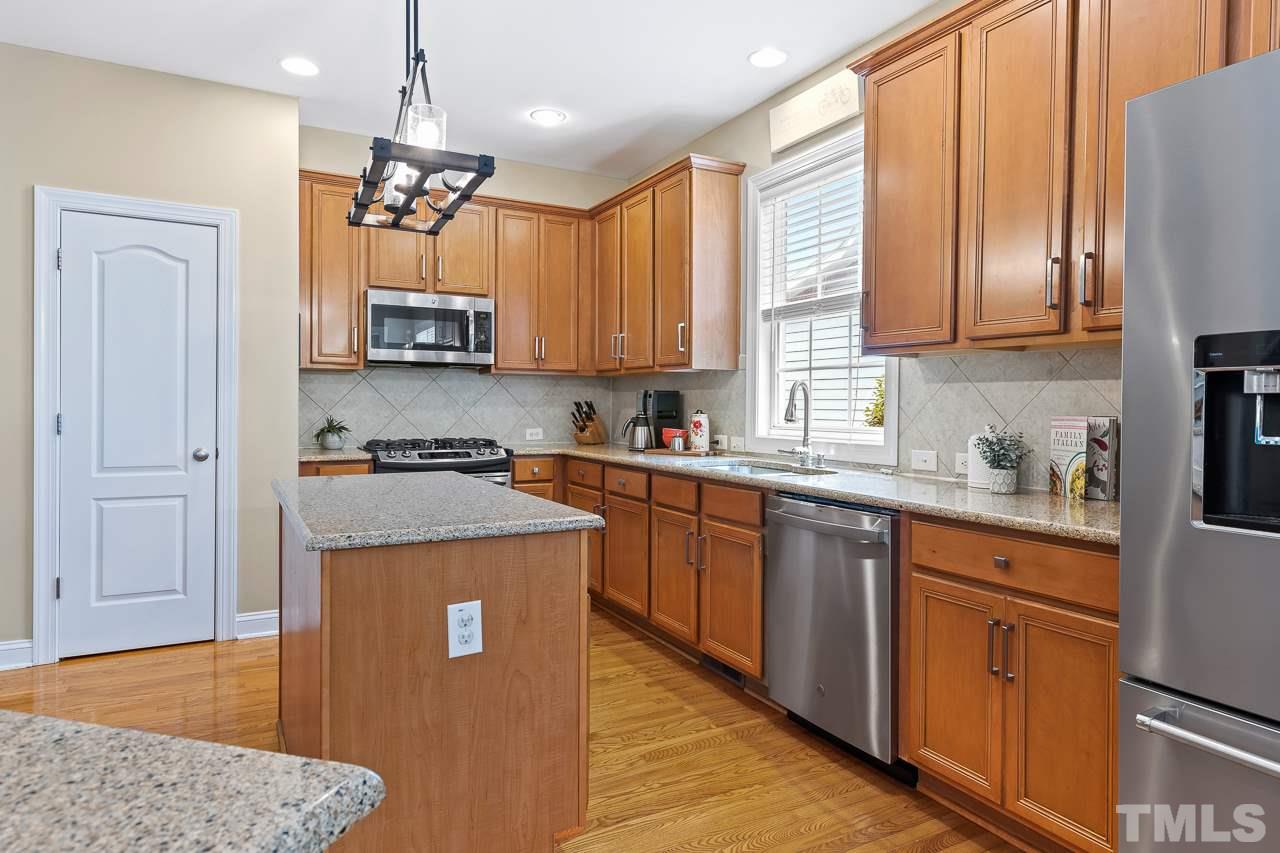 10108 Darling Street Raleigh, NC 27613 - Photo 6 of 29