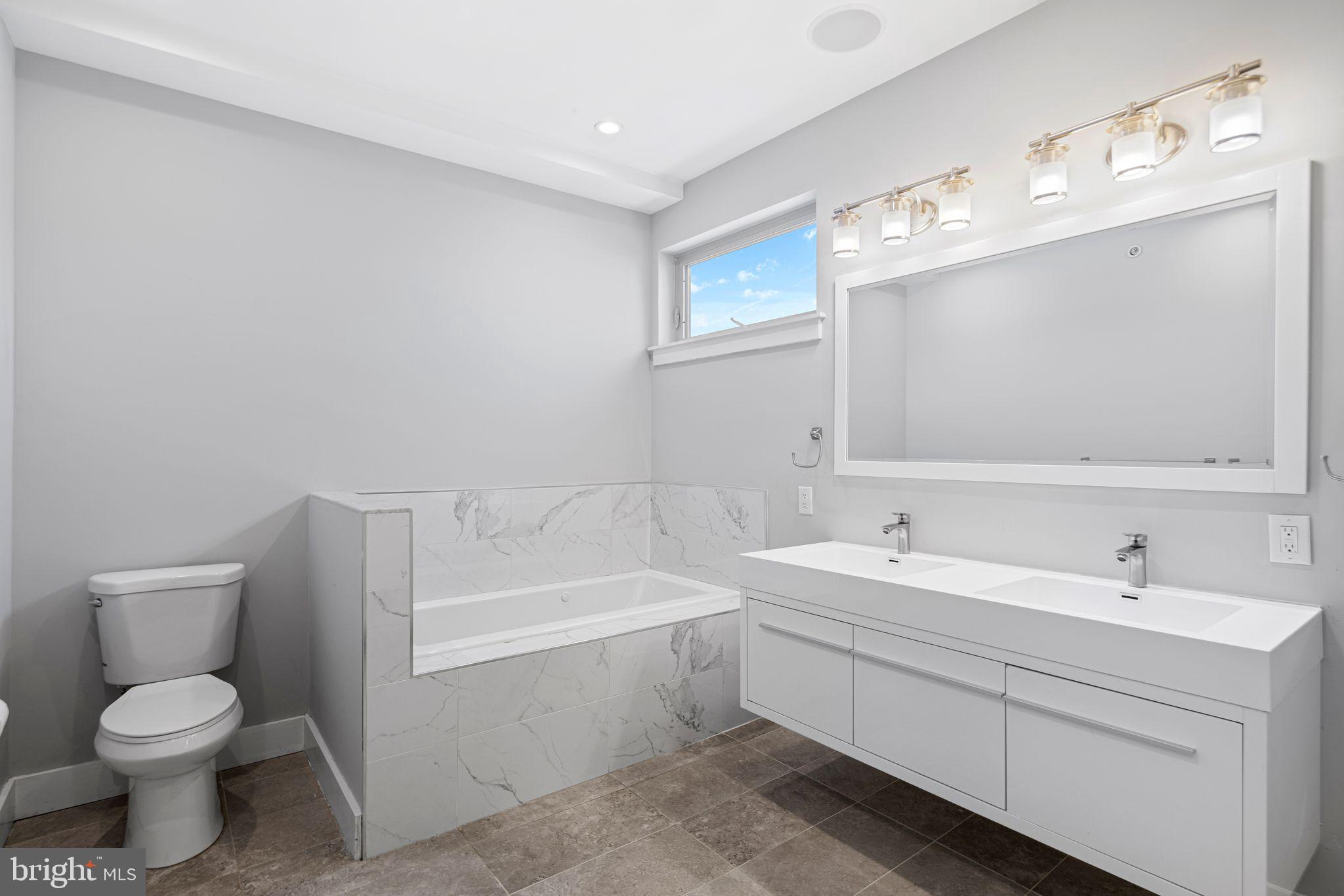 2057 Tasker Street Philadelphia, PA 19145 - Photo 23 of 34 Gallery Image 23