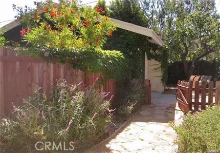 $1,995 | 23101 Lanark Street, Unit 2, West Hills, CA 91304
