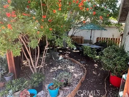 $1,995 | 23101 Lanark Street, Unit 2, West Hills, CA 91304