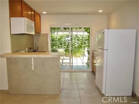 $1,995 | 23101 Lanark Street, Unit 2, West Hills, CA 91304