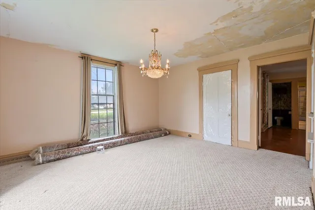 $220,999 | 4804 Northwest Boulevard, Davenport, IA 52806