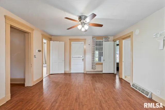 $220,999 | 4804 Northwest Boulevard, Davenport, IA 52806