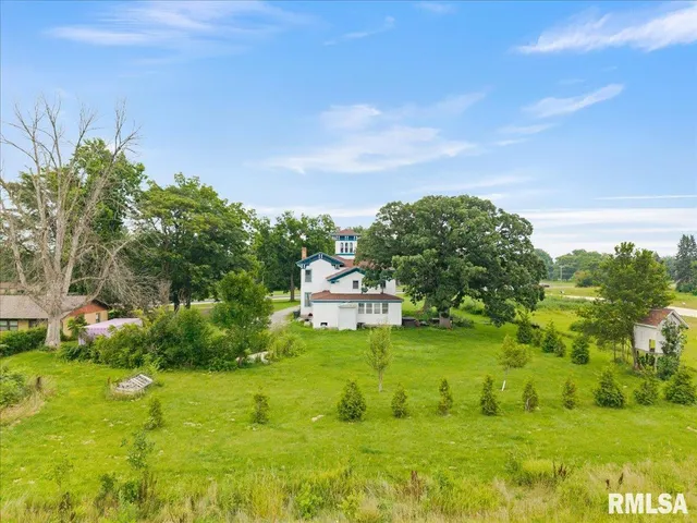 $220,999 | 4804 Northwest Boulevard, Davenport, IA 52806