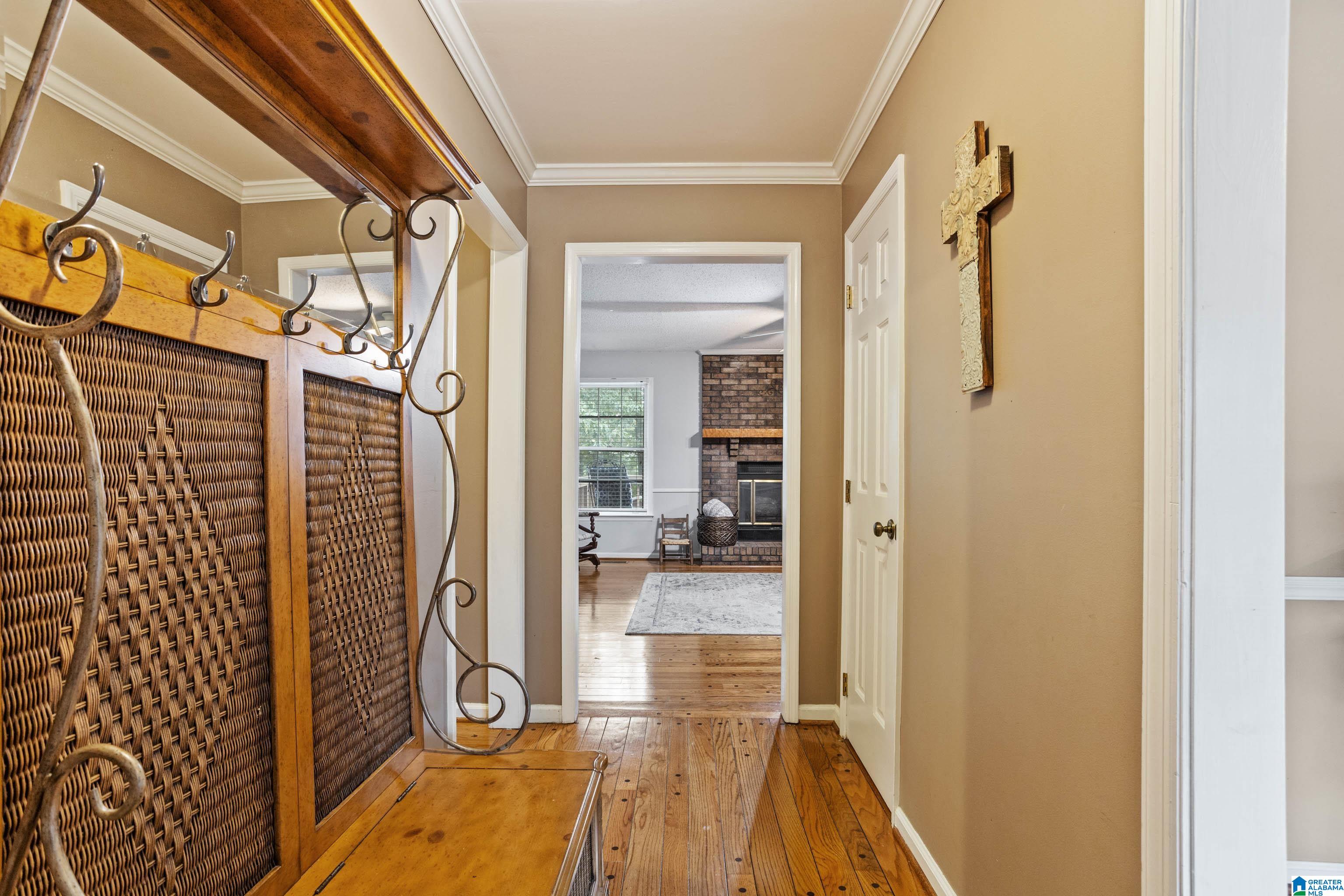 1521 Sequoia Trail Alabaster, AL 35007 - Photo 3 of 41