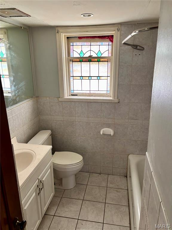 1811 South New Florissant Road Florissant, MO 63031 - Photo 7 of 12