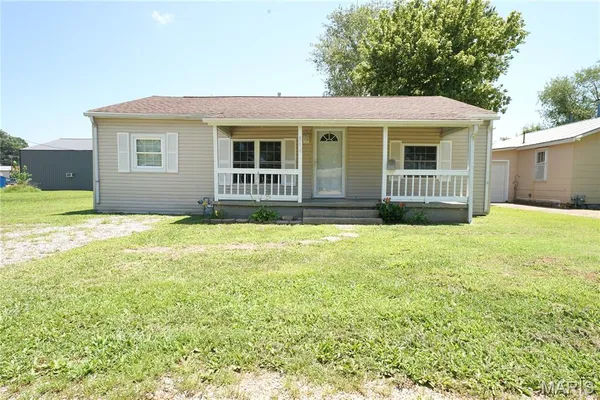 $119,900 | 514 West Elk Street, Dexter, MO 63841