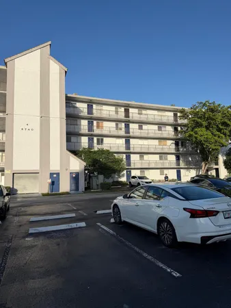 $1,900 | 8740 Sherman Circle North, Unit 507, Miramar, FL 33025