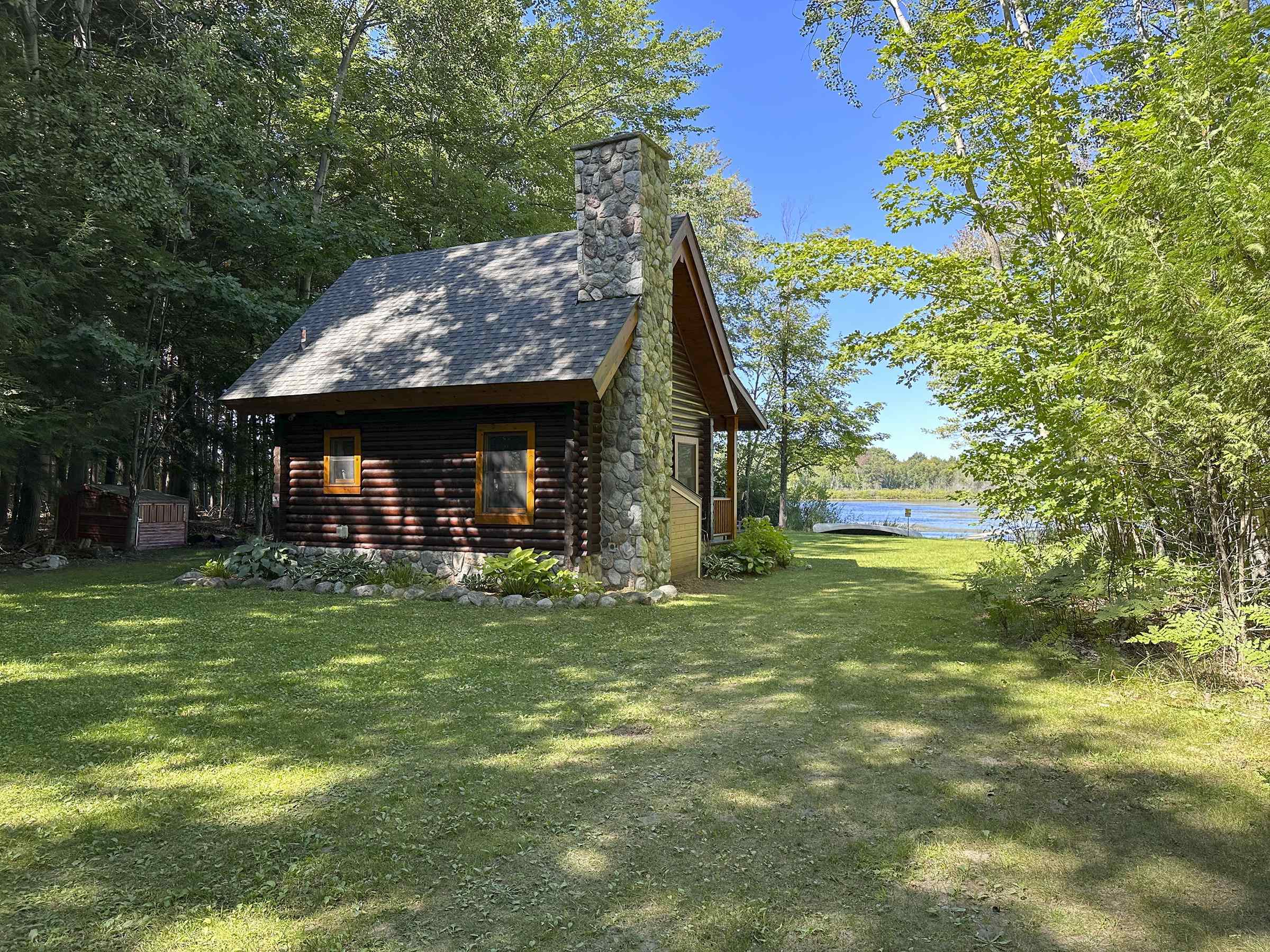 3900 Swaney Road Traverse City, MI 49686 - Photo 34 of 41