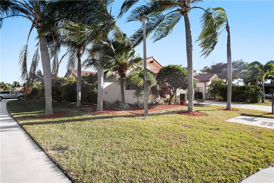 7742 Solimar Circle Boca Raton, FL 33433 - Photo 8 of 45 Photo 8