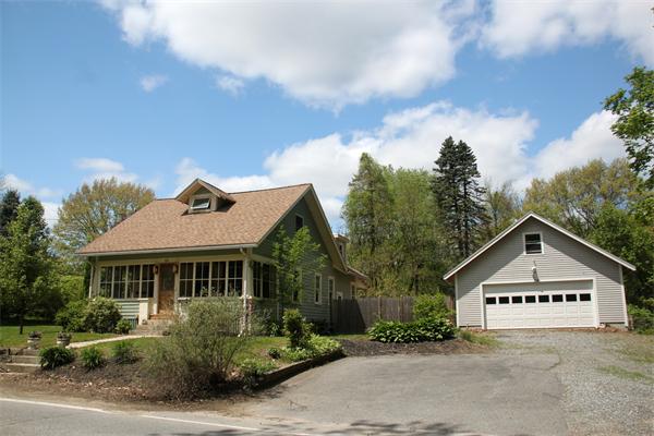 64 Dalton Road Chelmsford, MA 01824 - Photo 2 of 15