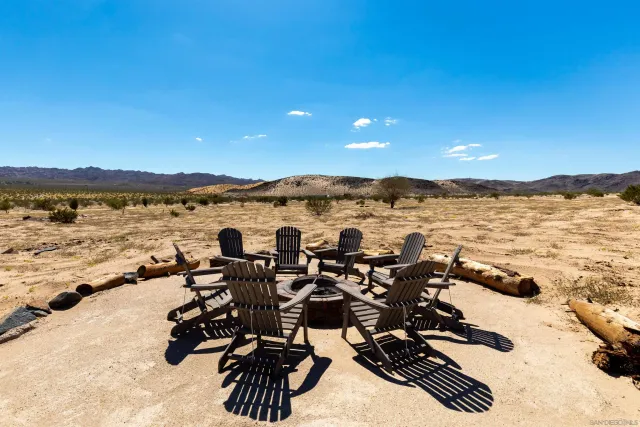 $675,000 | 5066 Lear Avenue, Twentynine Palms, CA 92277