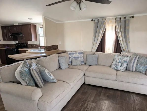 $1,200 | 18384 Valletta Drive, Conroe, TX 77306