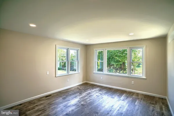 $324,900 | 215 East Market Street, Gratz, PA 17030