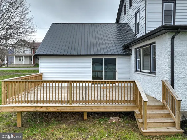 $324,900 | 215 East Market Street, Gratz, PA 17030