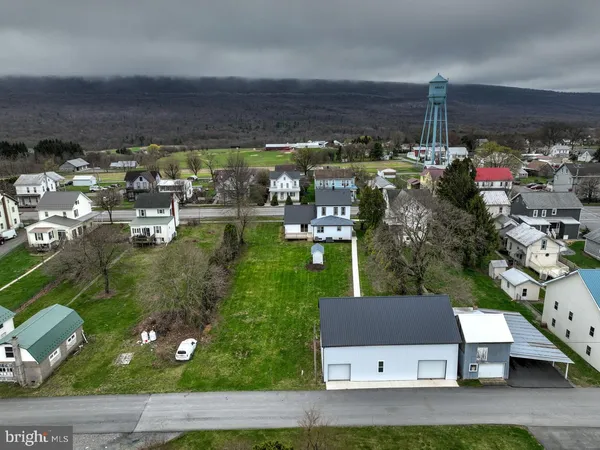 $324,900 | 215 East Market Street, Gratz, PA 17030