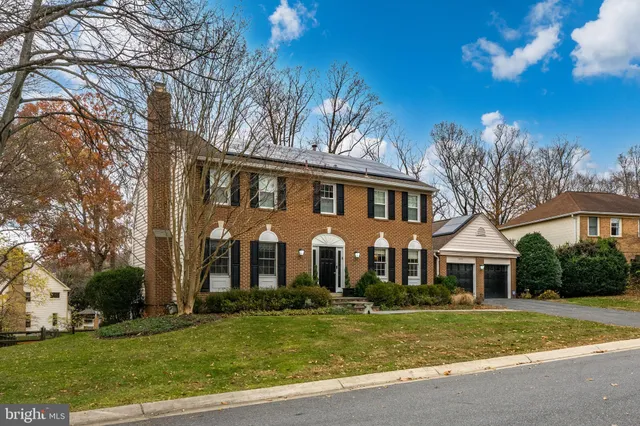 $1,600,000 | 5800 Cartina Terrace, Rockville, MD 20852